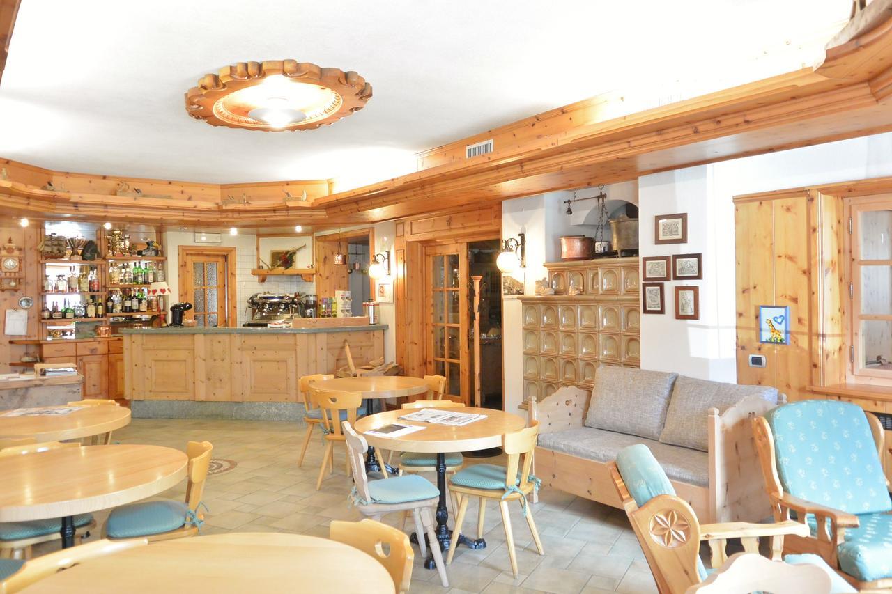 Hotel Garni Al Plan Livigno Eksteriør billede