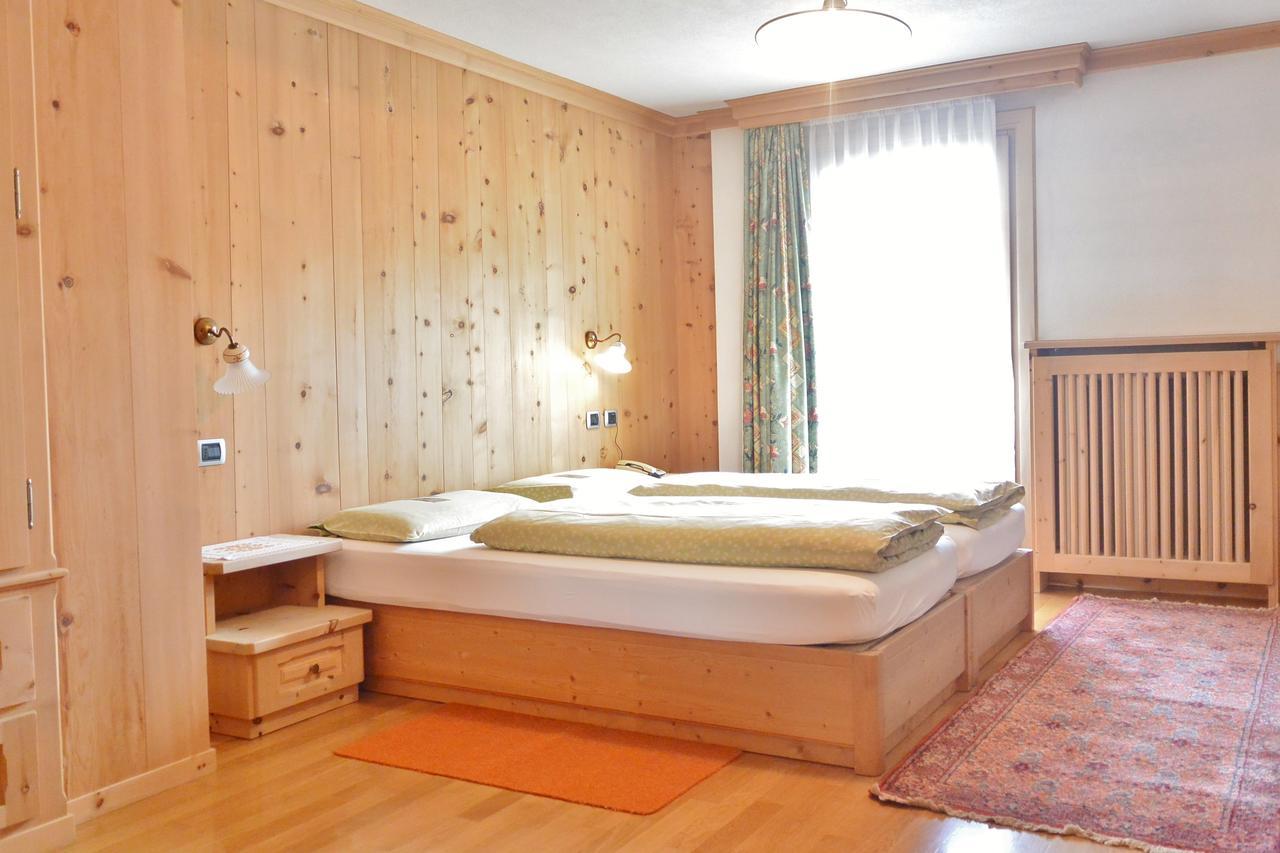 Hotel Garni Al Plan Livigno Eksteriør billede