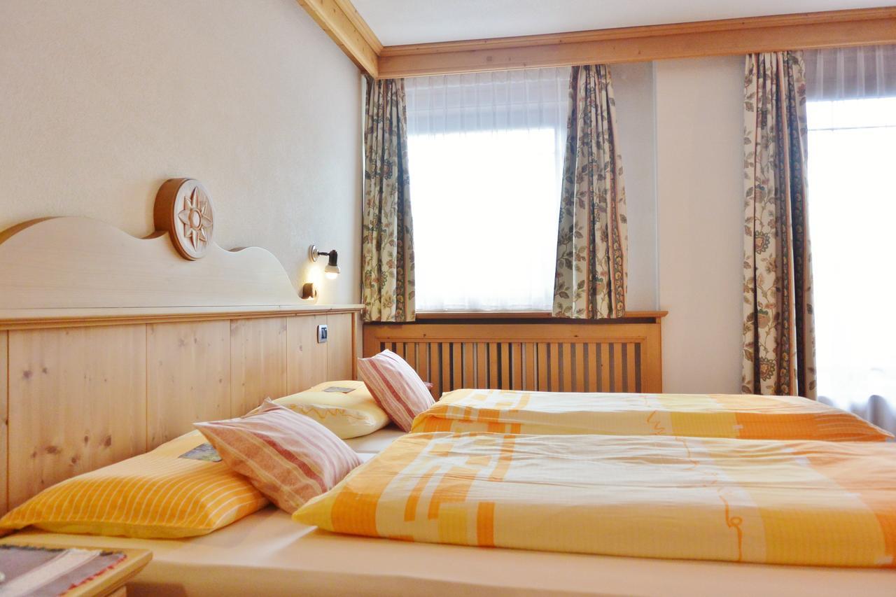 Hotel Garni Al Plan Livigno Eksteriør billede