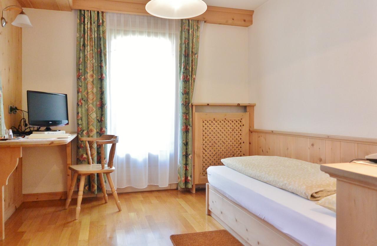 Hotel Garni Al Plan Livigno Eksteriør billede