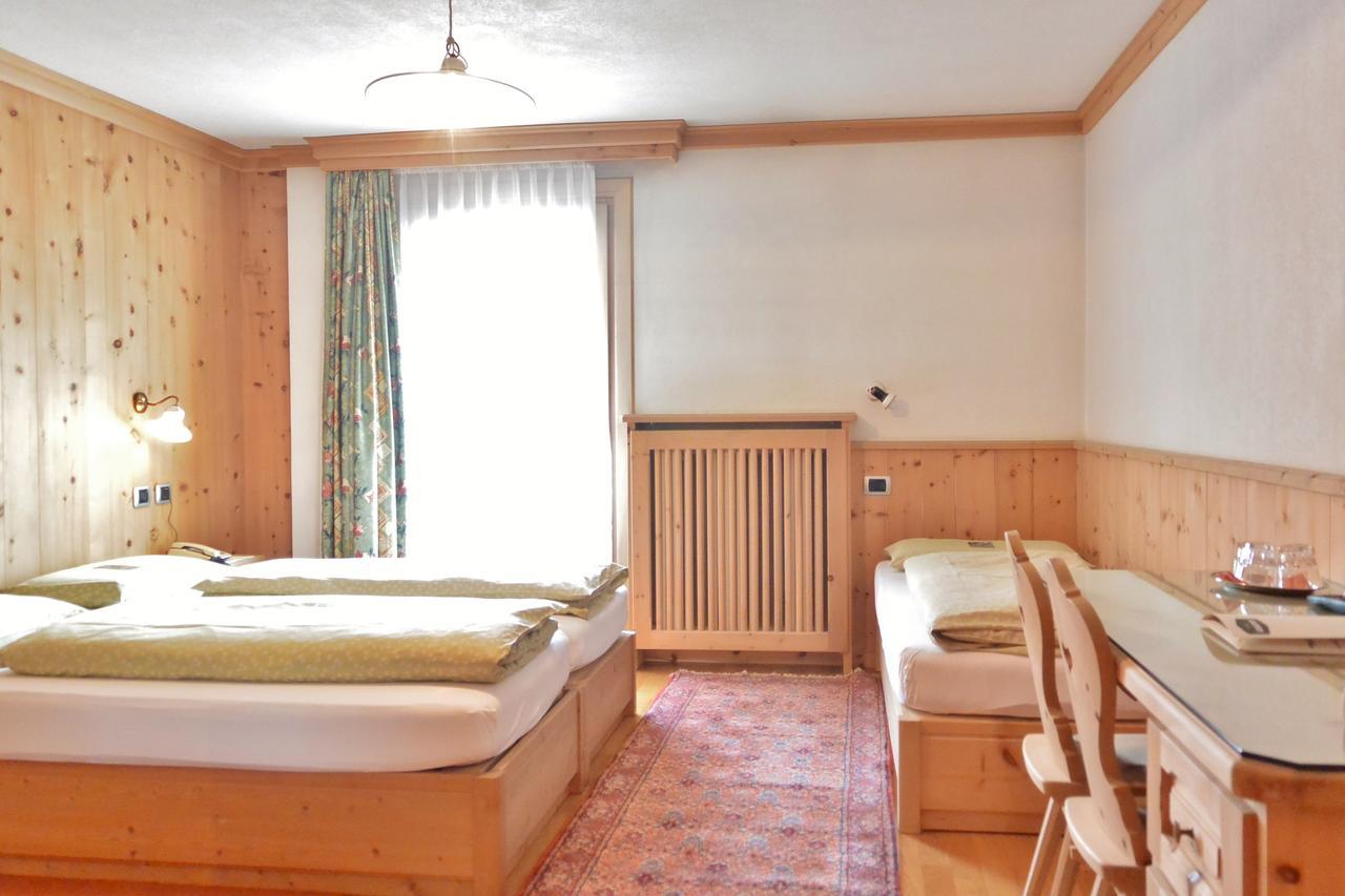 Hotel Garni Al Plan Livigno Eksteriør billede