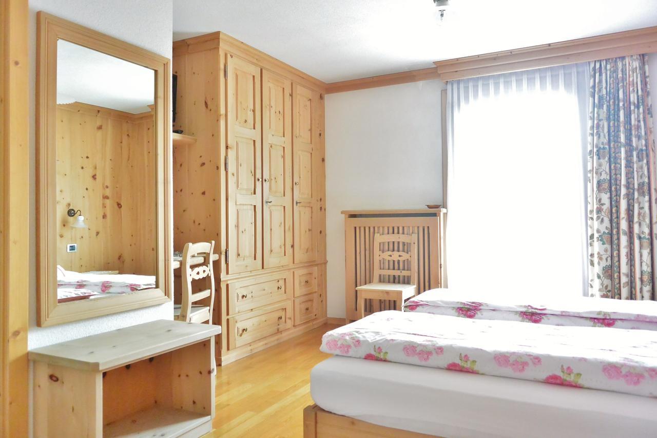 Hotel Garni Al Plan Livigno Eksteriør billede