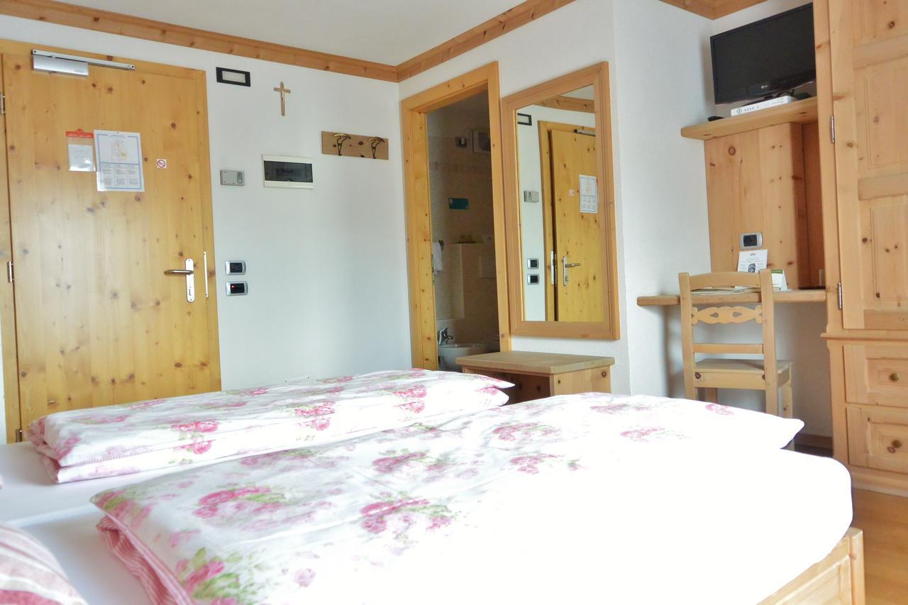 Hotel Garni Al Plan Livigno Eksteriør billede