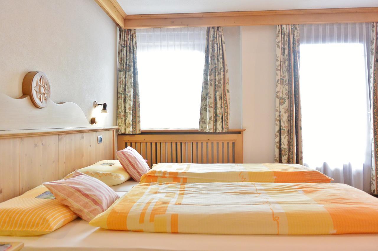 Hotel Garni Al Plan Livigno Eksteriør billede